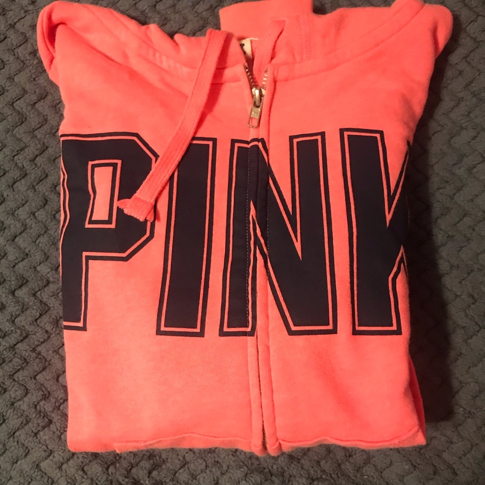 ✨PINK zip up!🌸
